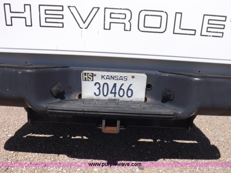 image for item K3755 1997 Chevrolet Cheyenne 1500 pickup truck