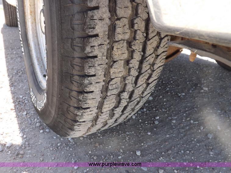 image for item K3755 1997 Chevrolet Cheyenne 1500 pickup truck