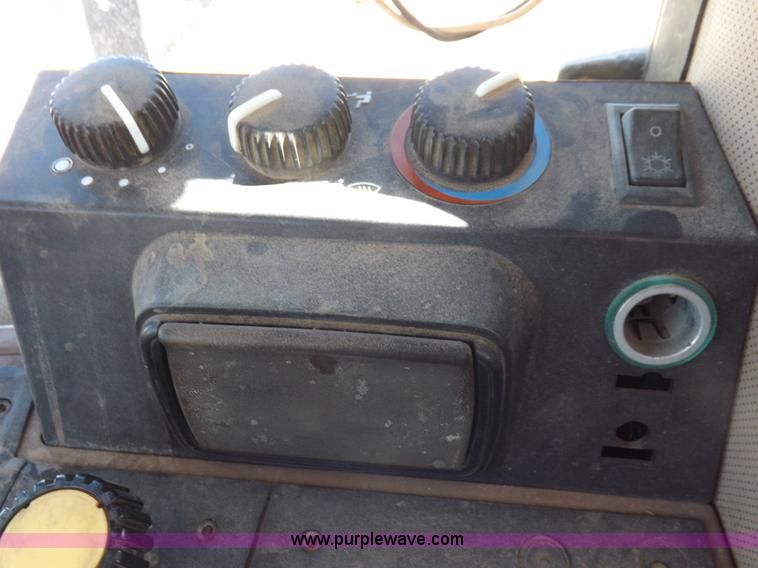 image for item K3756 1997 John Deere 6400 tractor