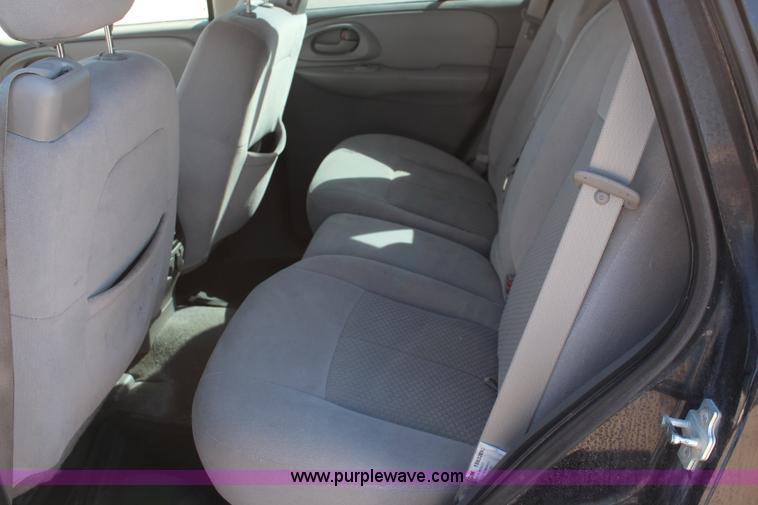 image for item K8855 2008 Chevrolet Trailblazer LS SUV