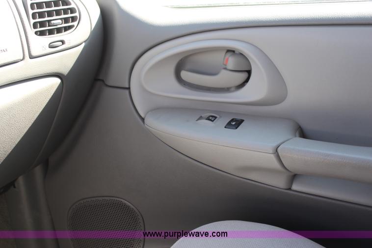 image for item K8855 2008 Chevrolet Trailblazer LS SUV