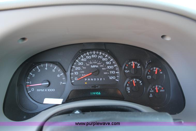 image for item K8855 2008 Chevrolet Trailblazer LS SUV