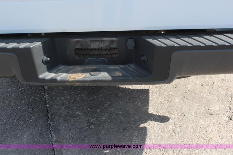 image for item K8946 2008 Ford F150 XL SuperCab pickup truck