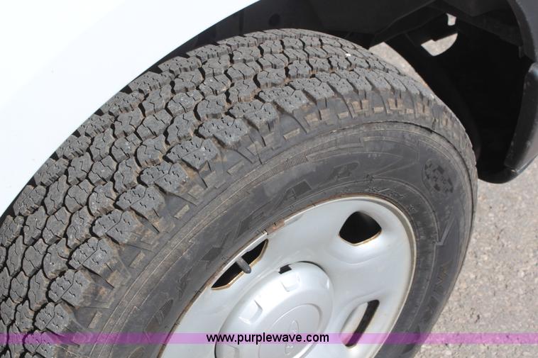 image for item K8946 2008 Ford F150 XL SuperCab pickup truck