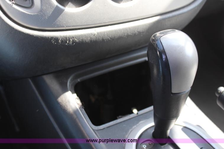 image for item K8949 2005 Ford Escape Hybrid SUV