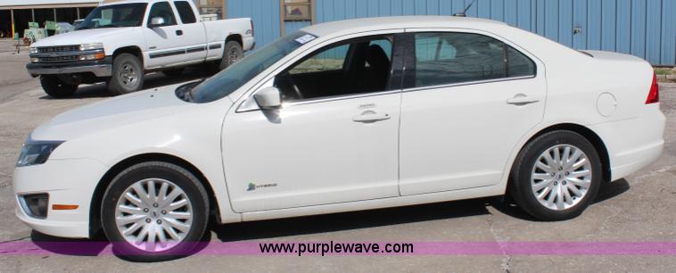 image for item K8952 2012 Ford Fusion Hybrid