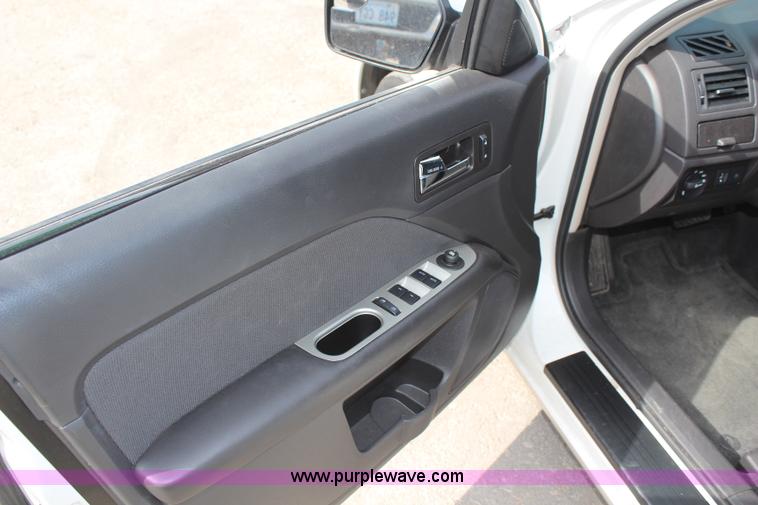 image for item K8952 2012 Ford Fusion Hybrid