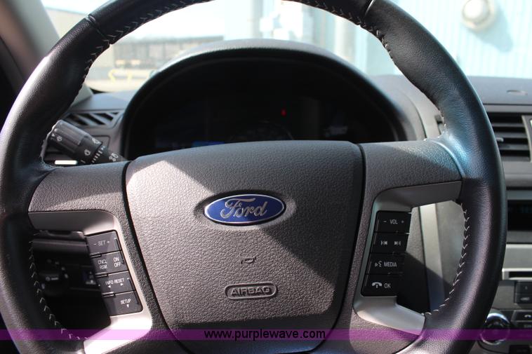 image for item K8952 2012 Ford Fusion Hybrid