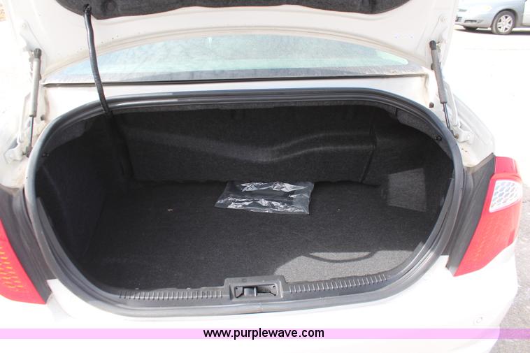 image for item K8952 2012 Ford Fusion Hybrid