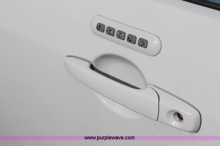 image for item K8952 2012 Ford Fusion Hybrid