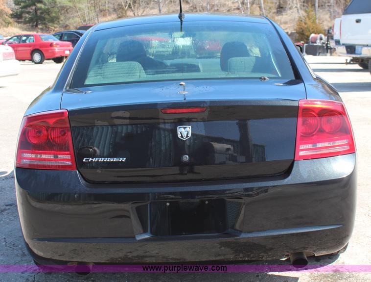 image for item K8954 2008 Dodge Charger SE