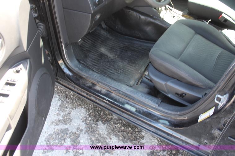 image for item K8954 2008 Dodge Charger SE