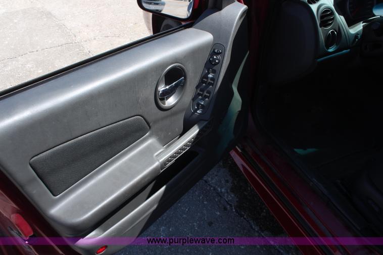 image for item K8956 2004 Pontiac Grand Prix