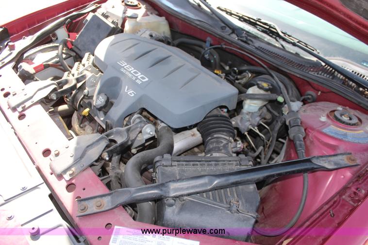 image for item K8956 2004 Pontiac Grand Prix