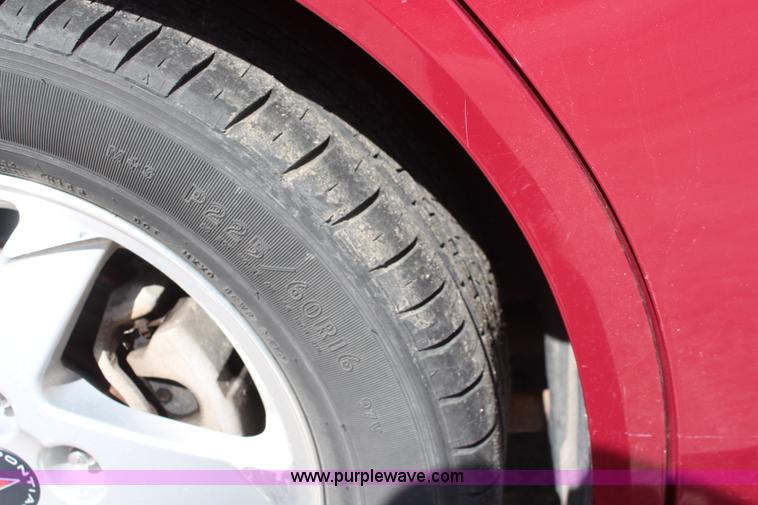 image for item K8956 2004 Pontiac Grand Prix