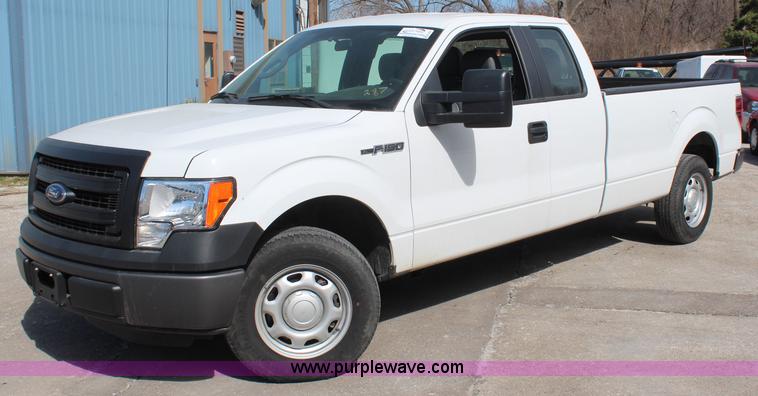 image for item K8957 2013 Ford F150 XL SuperCab pickup truck