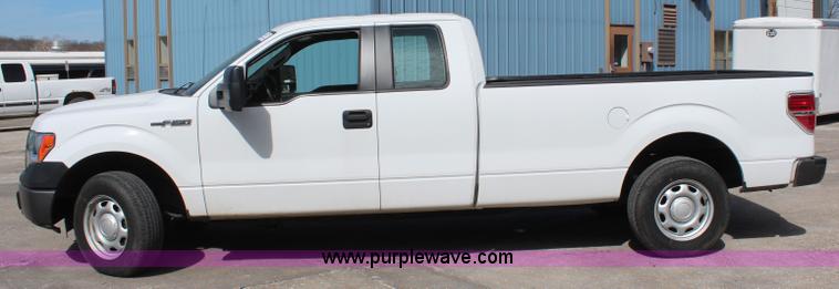 image for item K8957 2013 Ford F150 XL SuperCab pickup truck
