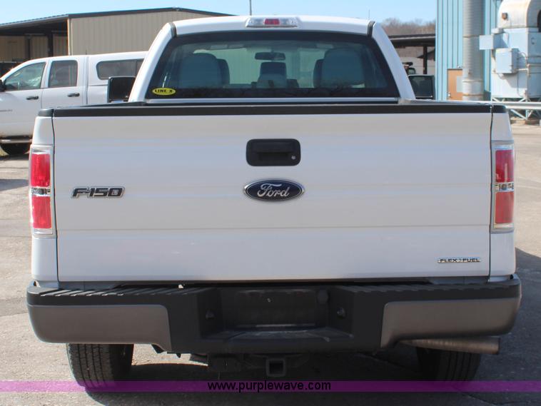 image for item K8957 2013 Ford F150 XL SuperCab pickup truck