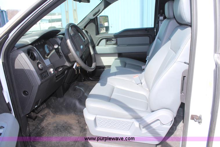 image for item K8957 2013 Ford F150 XL SuperCab pickup truck