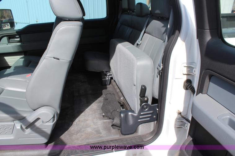 image for item K8957 2013 Ford F150 XL SuperCab pickup truck