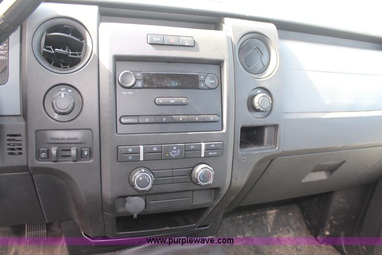 image for item K8957 2013 Ford F150 XL SuperCab pickup truck