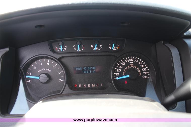 image for item K8957 2013 Ford F150 XL SuperCab pickup truck