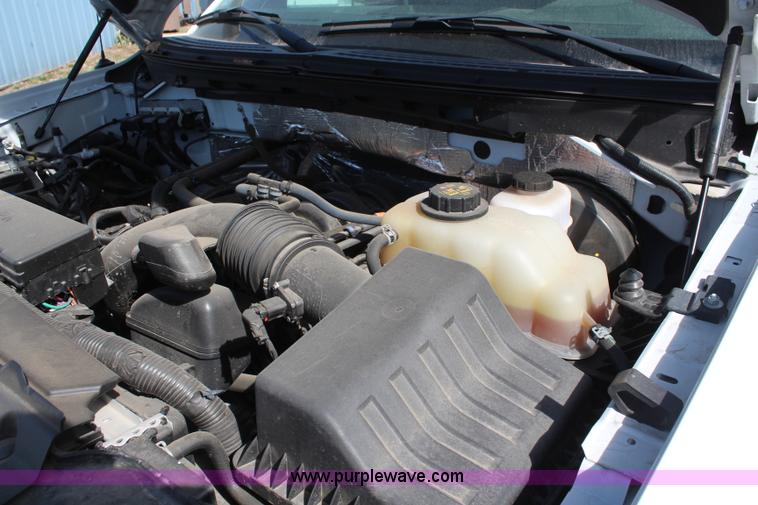 image for item K8957 2013 Ford F150 XL SuperCab pickup truck