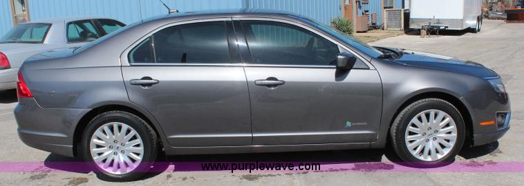 image for item K8958 2012 Ford Fusion Hybrid