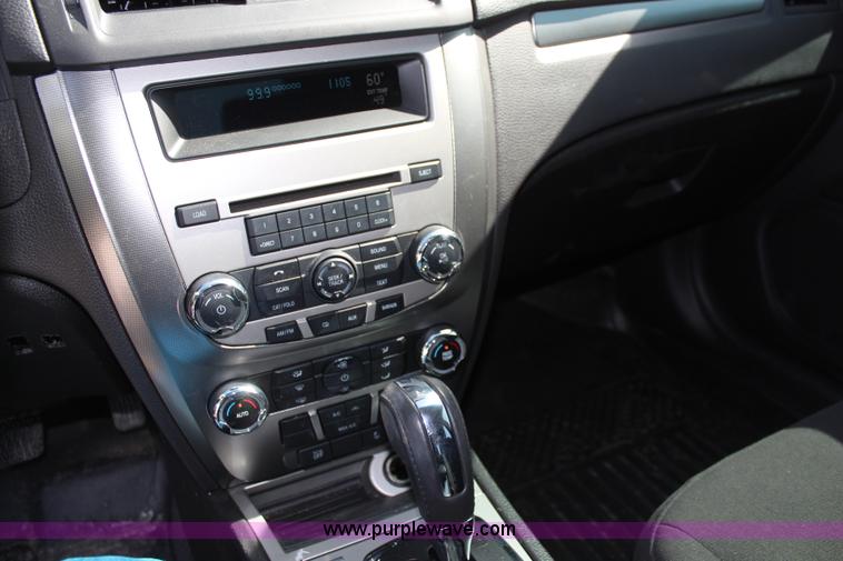 image for item K8958 2012 Ford Fusion Hybrid