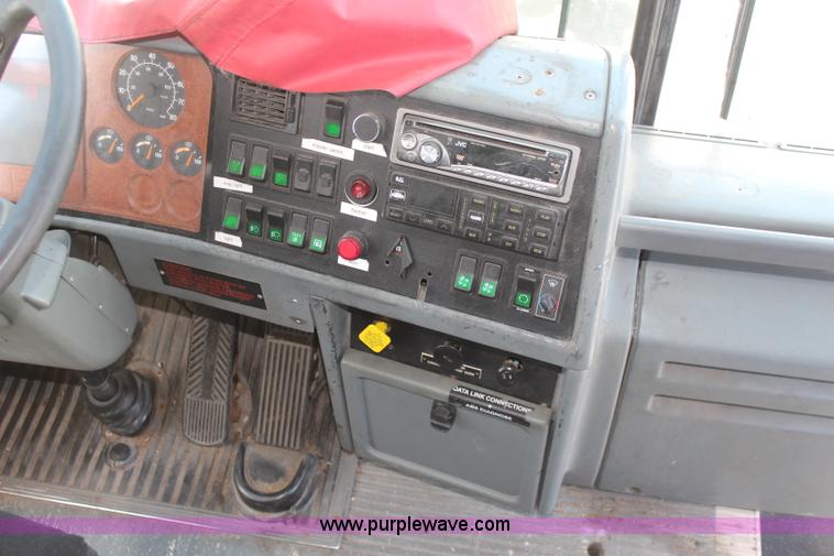 image for item K8978 2002 Van Hool C2045L bus