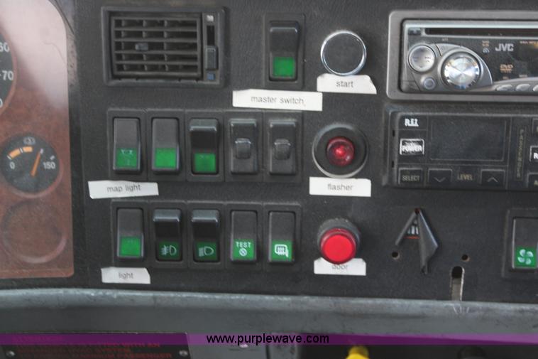 image for item K8978 2002 Van Hool C2045L bus