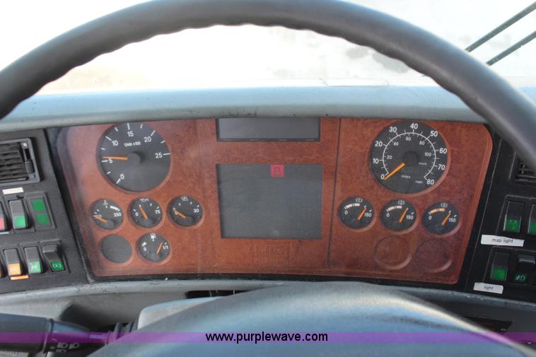 image for item K8978 2002 Van Hool C2045L bus