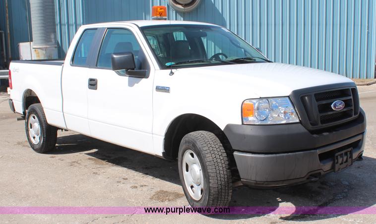 image for item K8997 2008 Ford F150 XL SuperCab pickup truck
