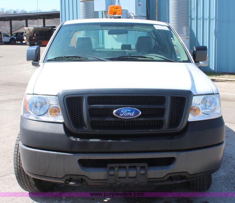 image for item K8997 2008 Ford F150 XL SuperCab pickup truck