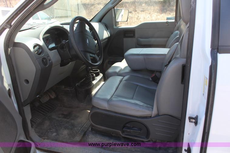 image for item K8997 2008 Ford F150 XL SuperCab pickup truck