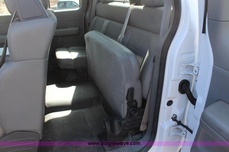 image for item K8997 2008 Ford F150 XL SuperCab pickup truck