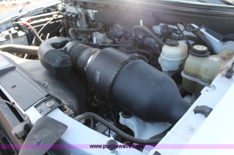 image for item K8997 2008 Ford F150 XL SuperCab pickup truck