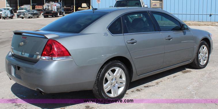 image for item K8998 2008 Chevrolet Impala LT