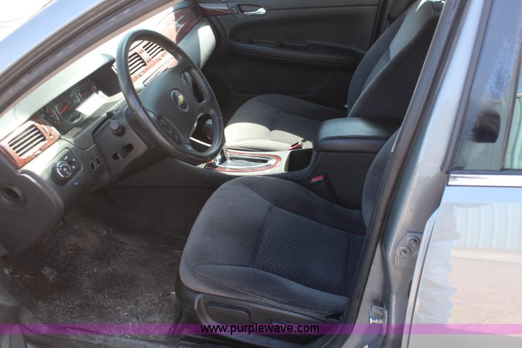 image for item K8998 2008 Chevrolet Impala LT