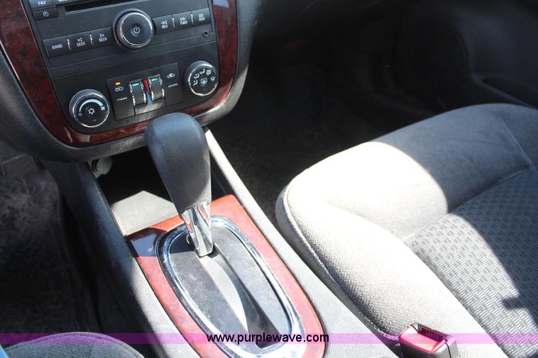 image for item K8998 2008 Chevrolet Impala LT