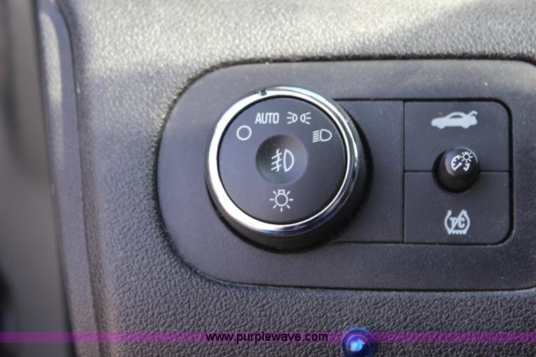 image for item K8998 2008 Chevrolet Impala LT