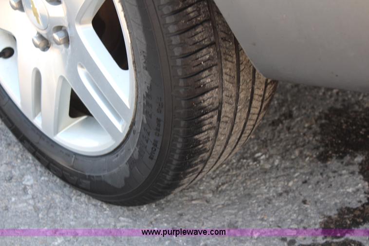 image for item K8998 2008 Chevrolet Impala LT