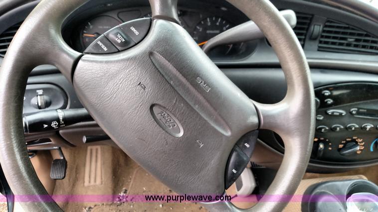 image for item L6699 1997 Ford Taurus GL