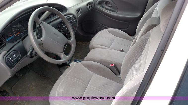 image for item L6700 1997 Ford Taurus GL