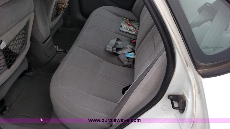 image for item L6700 1997 Ford Taurus GL