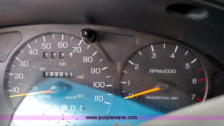 image for item L6700 1997 Ford Taurus GL