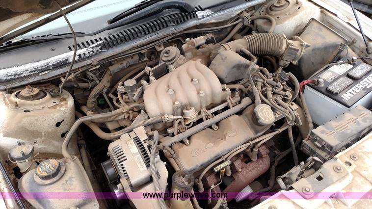 image for item L6700 1997 Ford Taurus GL