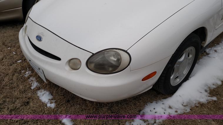 image for item L6700 1997 Ford Taurus GL