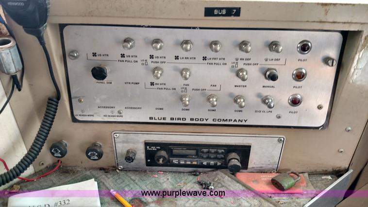 image for item L6702 1994 Ford B700 school bus