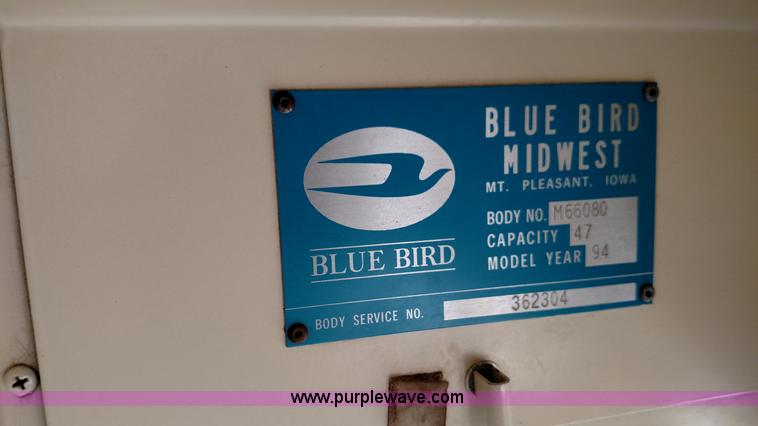 image for item L6702 1994 Ford B700 school bus